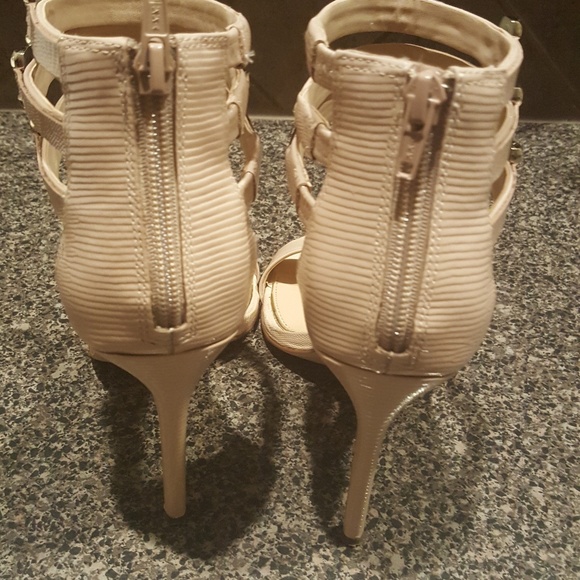 Shoes - Picture 2 of 3